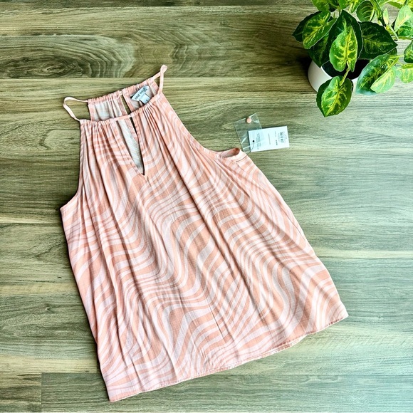Nine West High Neck Keyhole Tank Top Size S – Peach Swirl Print - Picture 2 of 10